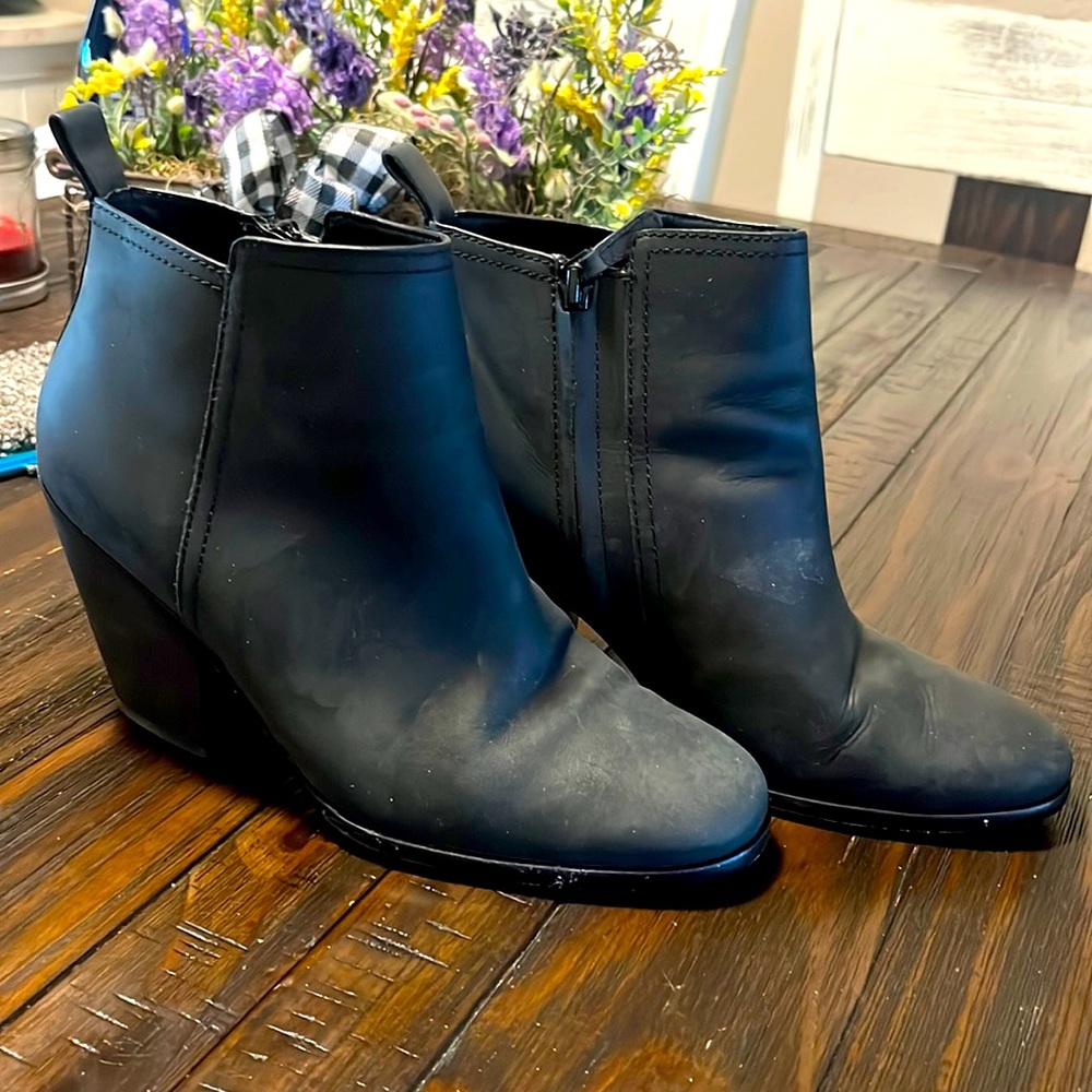 Cole Haan Grand os Black ankle Boots size 9 1/2